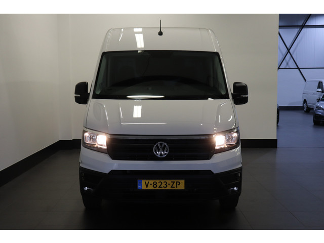 Volkswagen Crafter 2.0 TDI 140PK Automaat L3H3 EURO 6 - Airco - Navi - Cruise - Massage - €14.499,- Excl.