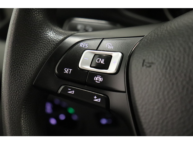Volkswagen Crafter 2.0 TDI 140PK Automaat L3H3 EURO 6 - Airco - Navi - Cruise - Massage - €14.499,- Excl.