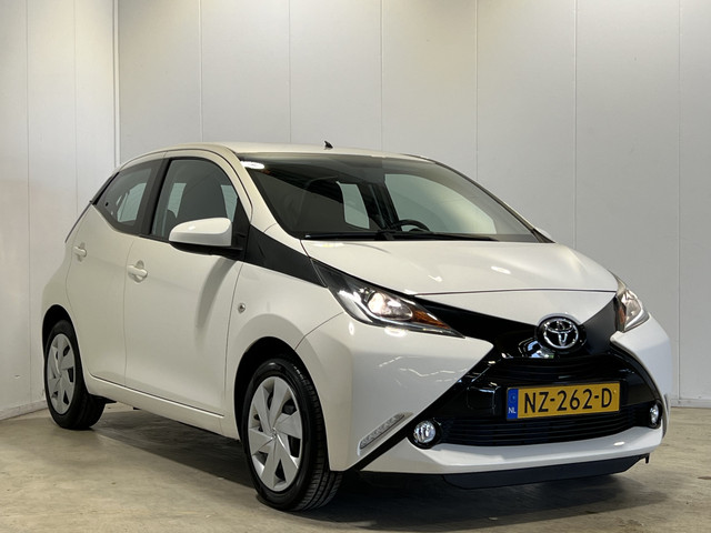 toyota-aygo-1.0-vvt-i-x-play---navigatie---airco---limiter---achteruitrijcamera---radio---elektrische-ramen-voor--