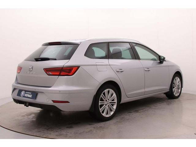 Seat Leon ST 1.4 EcoTSI Xcellence Automaat | Adaptive Cruise Control | Parkeersensoren | Stoelverwarming | Trekhaak