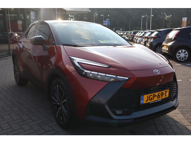 toyota-c-hr-plug-in-hybrid-220-executive-nieuwdirect-leverbaar--android-apple-ad-cruise-jbl-audio-blind-spot-stoel--stuurverwarm.-19-lm-ve