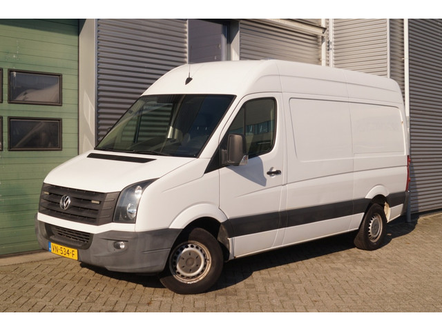 volkswagen-crafter-32-2.0-tdi-l2-h2--airco-cruise-trekhaak-