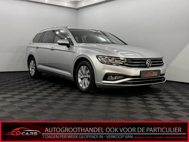 volkswagen-passat-variant-1.5-tsi-comfort-business-clima--navi--parkeersensoren--keyless-start--cruise-control--a-start-stop--lichtmetalen-velgen