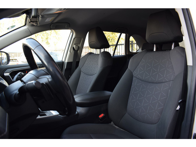 Toyota RAV4 2.5 Hybrid Dynamic | Apple CarPlay | Camera | Climate | ACC