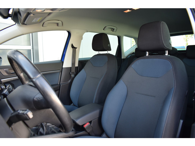 Seat Ateca 1.0 EcoTSI Style Business Intense | Trekhaak | Apple CarPlay | Camera | Climate