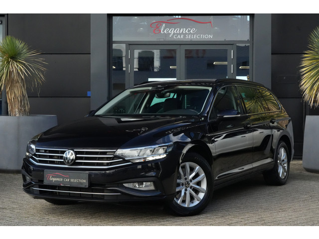volkswagen-passat-variant-1.5-etsi-business-navigatie-trekhaak-parkeersensoren