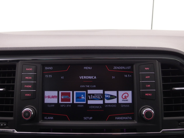 Seat Ateca 1.0 EcoTSI Style TREKHAAK   CAMERA   CARPLAY   NAVI   CLIMA   PDC   BLUETOOTH   CRUISE   NL-AUTO