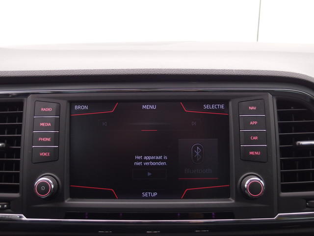 Seat Ateca 1.0 EcoTSI Style TREKHAAK   CAMERA   CARPLAY   NAVI   CLIMA   PDC   BLUETOOTH   CRUISE   NL-AUTO