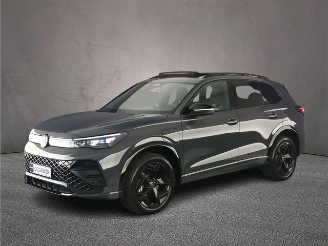 volkswagen-tiguan-r-line-edition-1.5-tsi-ehybrid-272pk-dsg-automaat-trekhaak--panoramadak--black-style--adaptive-cruise-control--elektrische-achte