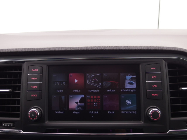 Seat Ateca 1.0 EcoTSI Style TREKHAAK   CAMERA   CARPLAY   NAVI   CLIMA   PDC   BLUETOOTH   CRUISE   NL-AUTO