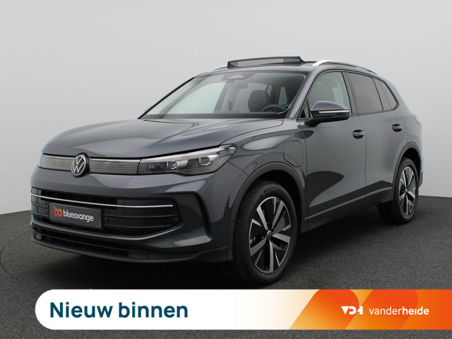 volkswagen-tiguan-1.5-ehybrid-life-edition-204pk-dsg-pano-schuifdak--trekhaak--19-lm-velgen--adaptieve-cruise-controle--achteruitrijcamera--side-