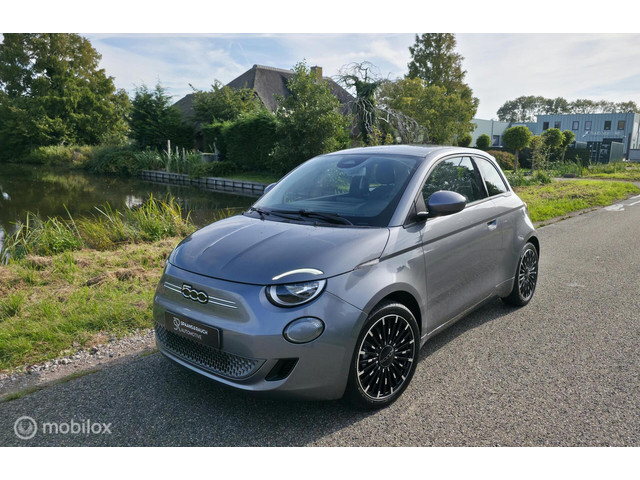 fiat-500-icon-42-kwh---luxe---camera---navi---lane-assist