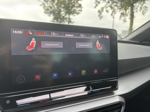Seat Leon 1.5 eTSI FR Launch Edition | Pano | Stuur Verwarming | Stoel Verwarming | Parkeer Camera