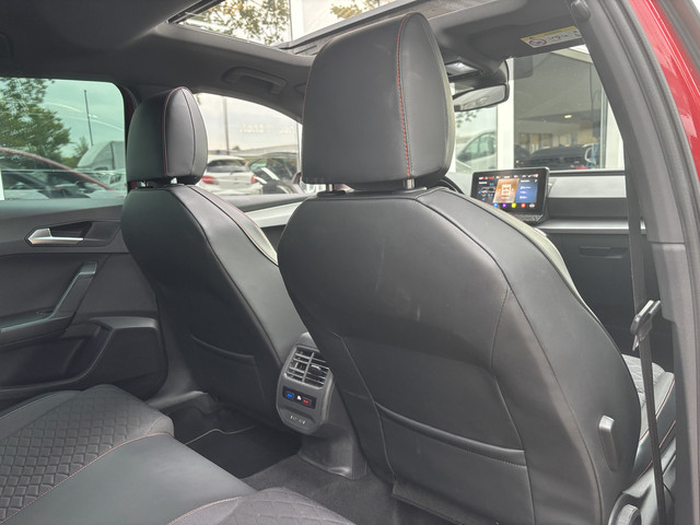 Seat Leon 1.5 eTSI FR Launch Edition | Pano | Stuur Verwarming | Stoel Verwarming | Parkeer Camera