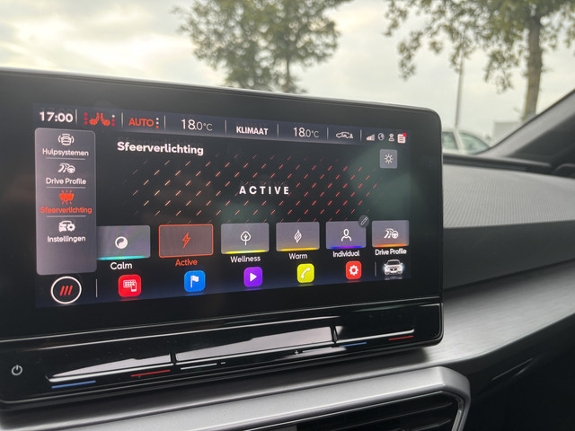Seat Leon 1.5 eTSI FR Launch Edition | Pano | Stuur Verwarming | Stoel Verwarming | Parkeer Camera