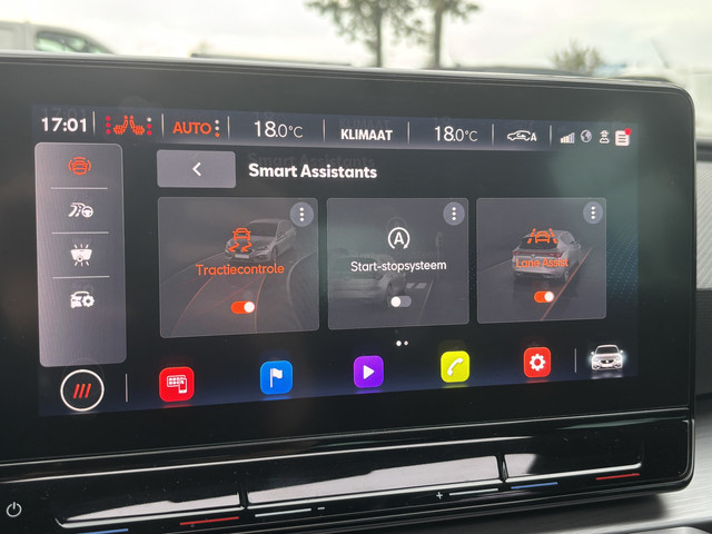 Seat Leon 1.5 eTSI FR Launch Edition | Pano | Stuur Verwarming | Stoel Verwarming | Parkeer Camera