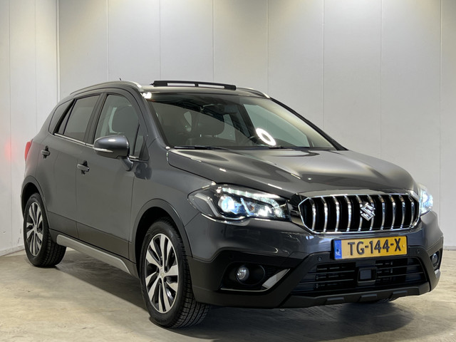suzuki-s-cross-1.4-boosterjet-exclusive---navigatie-android-apple-carplay---elektrisch-glazen-panoramadak---lichtmetalen-velgen-17---voorstoel