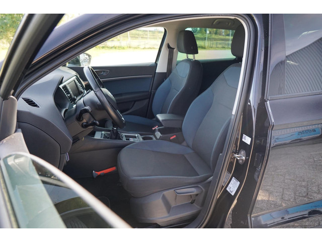 Seat Ateca 1.5 TSI Style 150pk Business Intense - Magic Black - Carplay Parkpilot