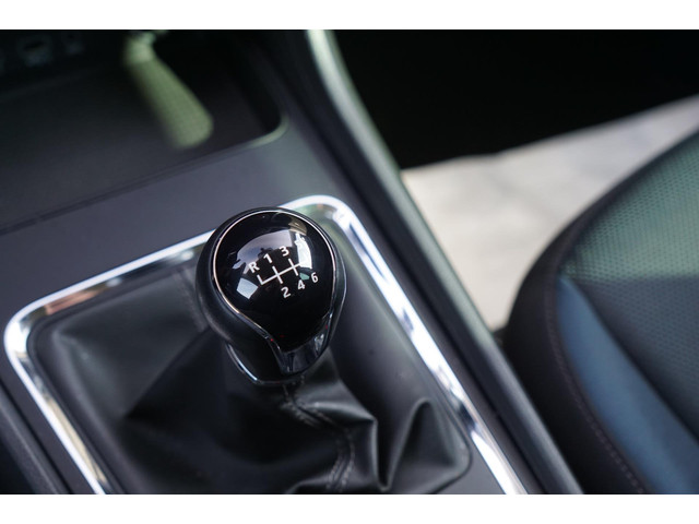Seat Ateca 1.5 TSI Style 150pk Business Intense - Magic Black - Carplay Parkpilot