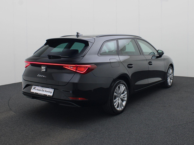 Seat Leon Sportstourer 1.5 eTSI 150PK Style DSG · Camera + Parkeersensoren · Apple Android · LED · Garantie t m 30-05-2029 of 100.000km