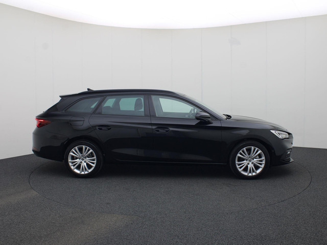 Seat Leon Sportstourer 1.5 eTSI 150PK Style DSG · Camera + Parkeersensoren · Apple Android · LED · Garantie t m 30-05-2029 of 100.000km