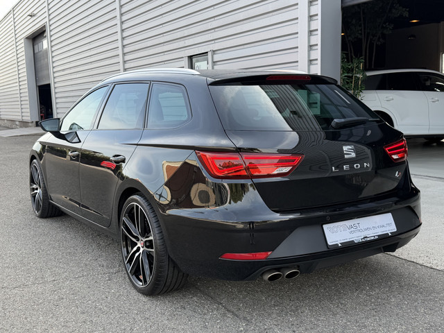 Seat Leon ST 1.4 TSI FR ACC|Carplay|Camera|DCC Zwart