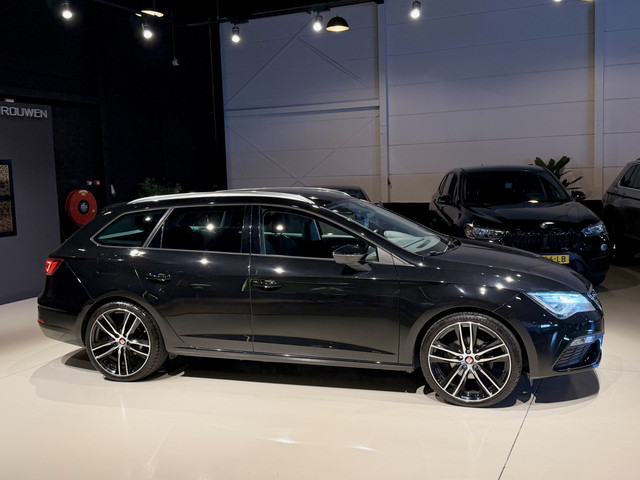 Seat Leon ST 1.4 TSI FR ACC|Carplay|Camera|DCC Zwart