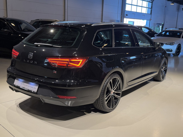 Seat Leon ST 1.4 TSI FR ACC|Carplay|Camera|DCC Zwart