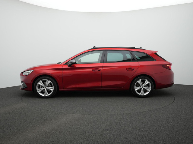 Seat Leon Sportstourer 1.0 eTSI 110 pk DSG FR Business | Panoramadak | Achteruitrijcamera | Navigatie | Adaptive Cruise