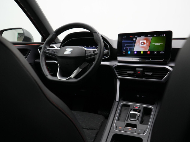 Seat Leon Sportstourer 1.0 eTSI 110 pk DSG FR Business | Panoramadak | Achteruitrijcamera | Navigatie | Adaptive Cruise