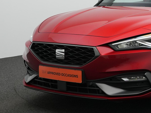 Seat Leon Sportstourer 1.0 eTSI 110 pk DSG FR Business | Panoramadak | Achteruitrijcamera | Navigatie | Adaptive Cruise