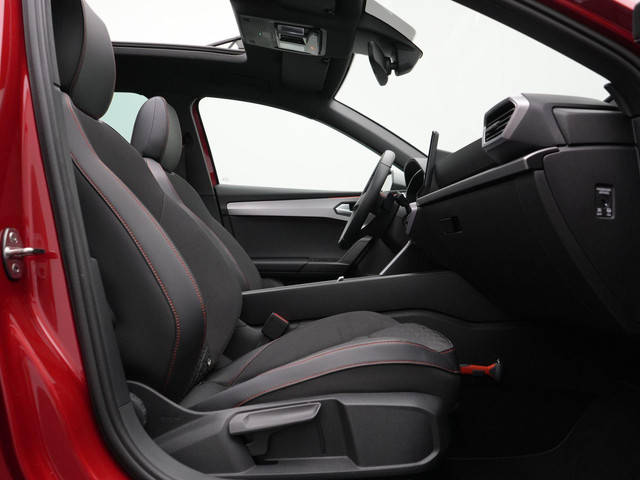 Seat Leon Sportstourer 1.0 eTSI 110 pk DSG FR Business | Panoramadak | Achteruitrijcamera | Navigatie | Adaptive Cruise