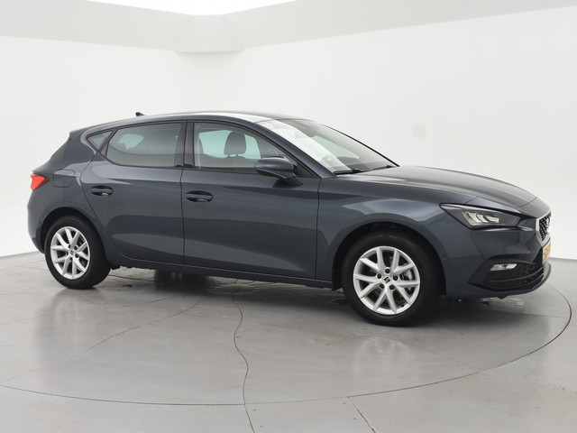 seat-leon-1.0-tsi-style-intense---wegkl.-trekhaak---virtual-cockpit---camera---stoelverw.---navigatie---carplay