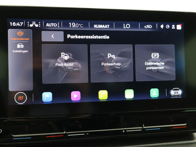 Seat Leon 1.0 TSI STYLE INTENSE + WEGKL. TREKHAAK | VIRTUAL COCKPIT | CAMERA | STOELVERW. | NAVIGATIE | CARPLAY