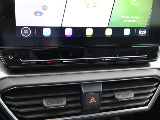 Seat Leon 1.0 TSI STYLE INTENSE + WEGKL. TREKHAAK | VIRTUAL COCKPIT | CAMERA | STOELVERW. | NAVIGATIE | CARPLAY
