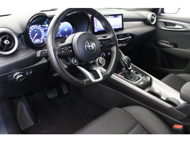 alfa-romeo-tonale-1.5t-hybrid-sprint