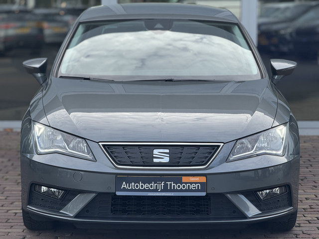 Seat Leon 1.0 EcoTSI Style Business Intense | Trekhaak | Apple CarPlay | Keyless | Climate