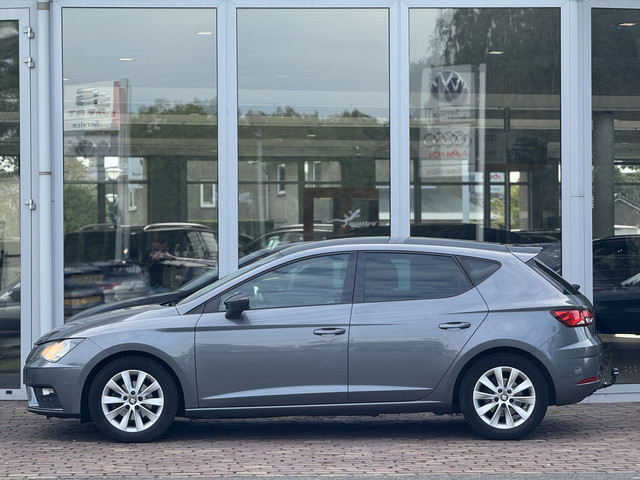 Seat Leon 1.0 EcoTSI Style Business Intense | Trekhaak | Apple CarPlay | Keyless | Climate