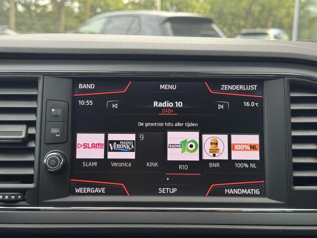 Seat Leon 1.0 EcoTSI Style Business Intense | Trekhaak | Apple CarPlay | Keyless | Climate