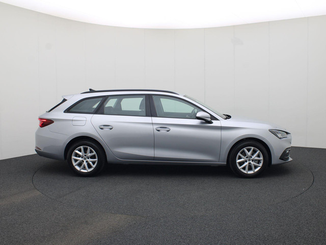 seat-leon-sportstourer-1.5e-tsi-150pk-style-dsg--navigatie--parkeersensoren--lane-assist