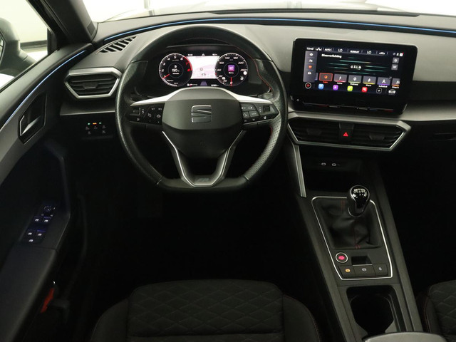 Seat Leon 1.0 TSI FR Intens | Stoel & stuurverwarming | Carplay | Camera | Adaptive cruise | Navigatie | Park Assist | Digital Cockpit | K