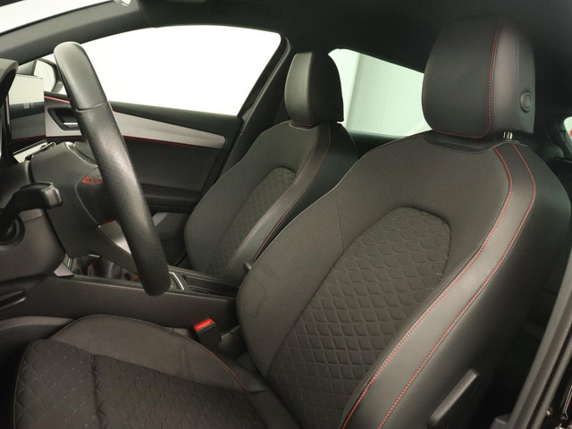 Seat Leon 1.0 TSI FR Intens | Stoel & stuurverwarming | Carplay | Camera | Adaptive cruise | Navigatie | Park Assist | Digital Cockpit | K