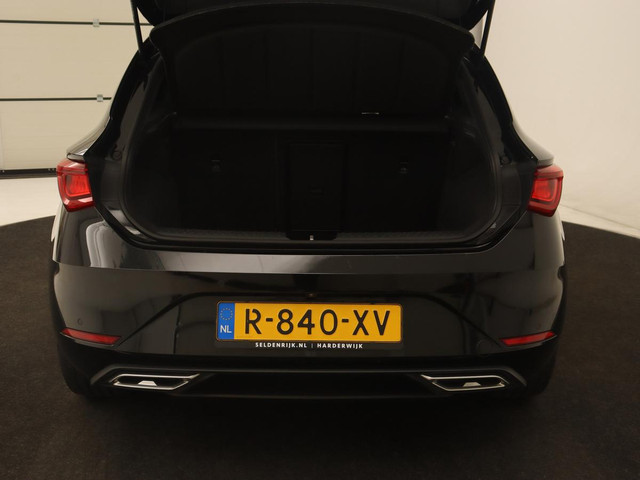 Seat Leon 1.0 TSI FR Intens | Stoel & stuurverwarming | Carplay | Camera | Adaptive cruise | Navigatie | Park Assist | Digital Cockpit | K
