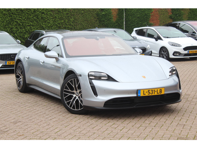 porsche-taycan-performance-84-kwh---nieuwstaat----soh-94.5---panoramadak---360camera---adaptieve-stoelen---sportchrono---20-----bose---keyless