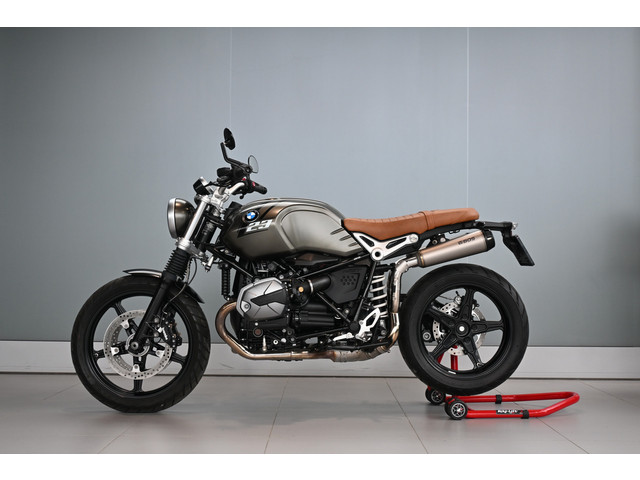 bmw-r-ninet-scrambler-manhattan-matt