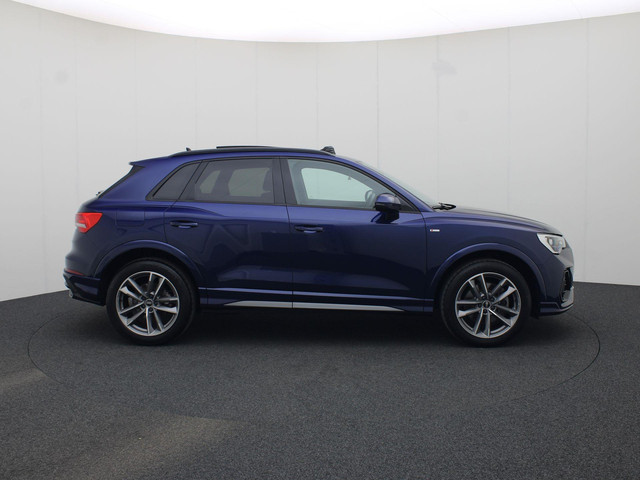 audi-q3-45-tfsie-180kw-245pk-s-line--panoramadak--camera--leder--adaptive-cruise-control
