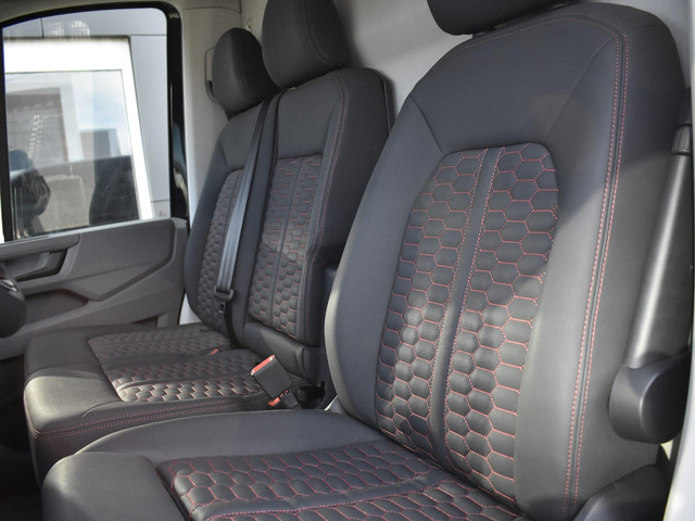 Volkswagen Crafter Bedrijfswagens Exclusive 2.0TDi 177pk Hero Edition L3H2 273918