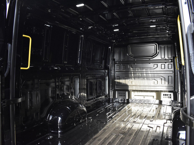 Volkswagen Crafter Bedrijfswagens Exclusive 2.0TDi 177pk Hero Edition L3H2 273918