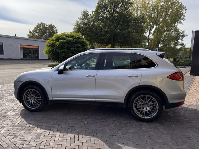 porsche-cayenne-4.8-s