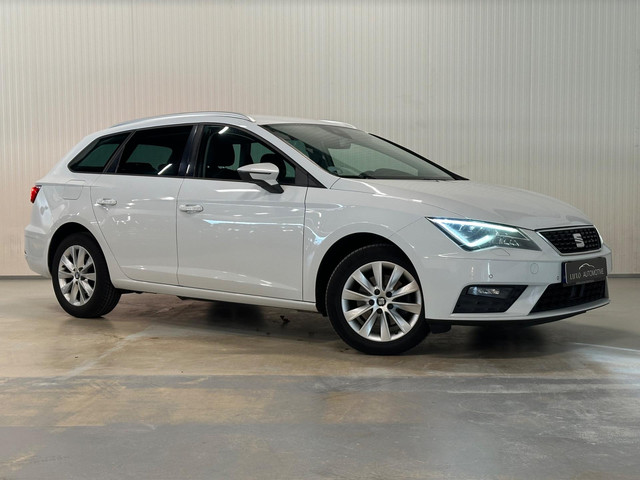 Seat Leon ST 1.6 TDI Style Business Intense | VIRTUAL | LED | TREKHAAK | LEDER